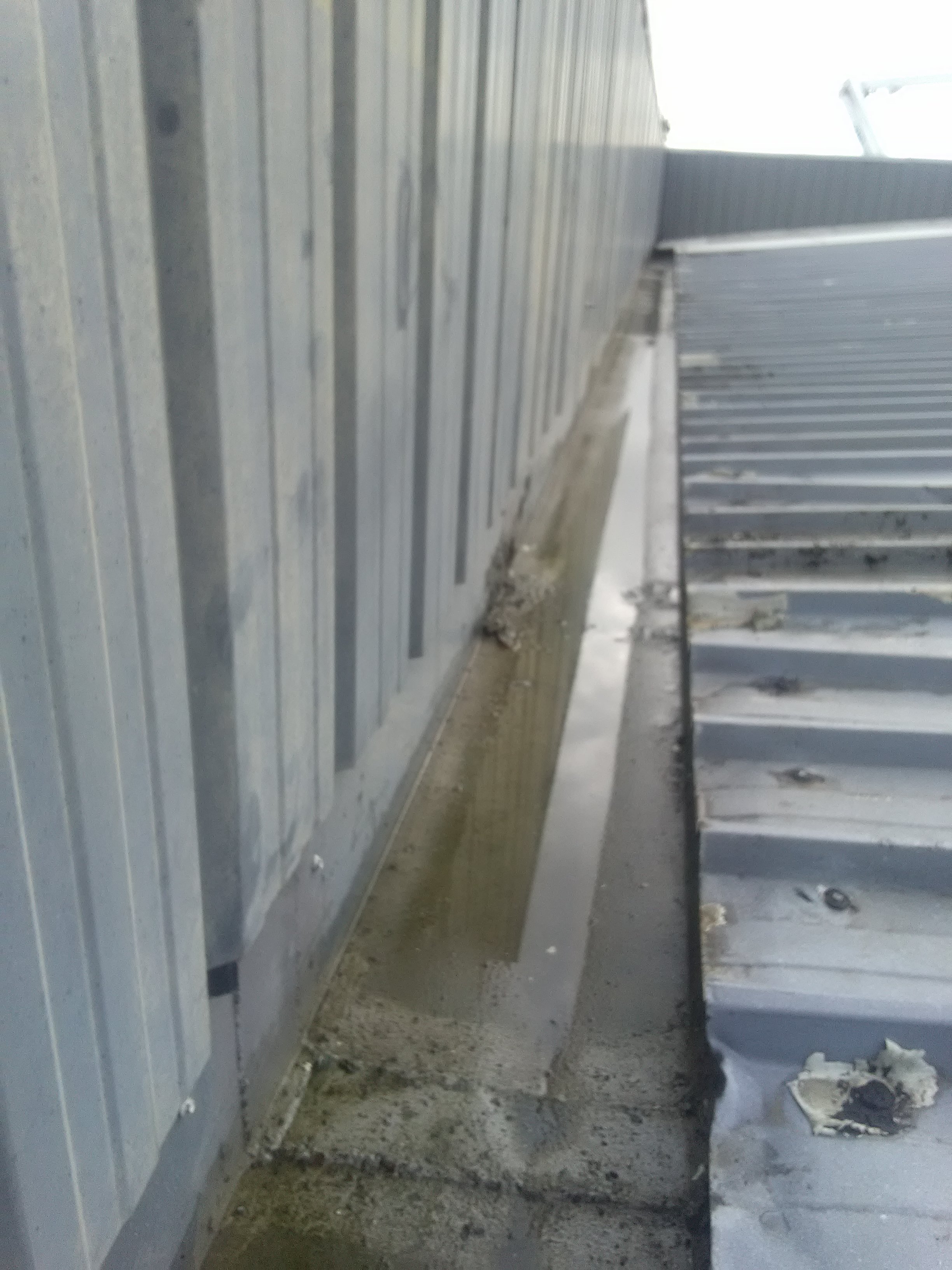 un chéneau propre qui remplit son office