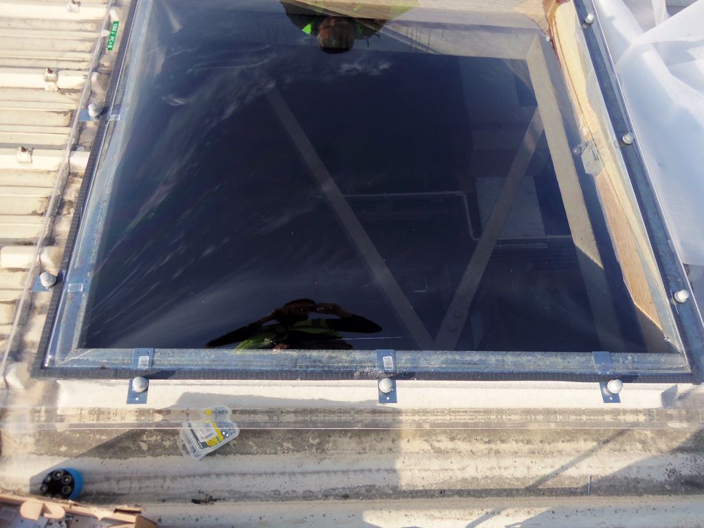 remplacement-des-voûtes-éclairantes-Pontcarré-Seine-et-Marne-77