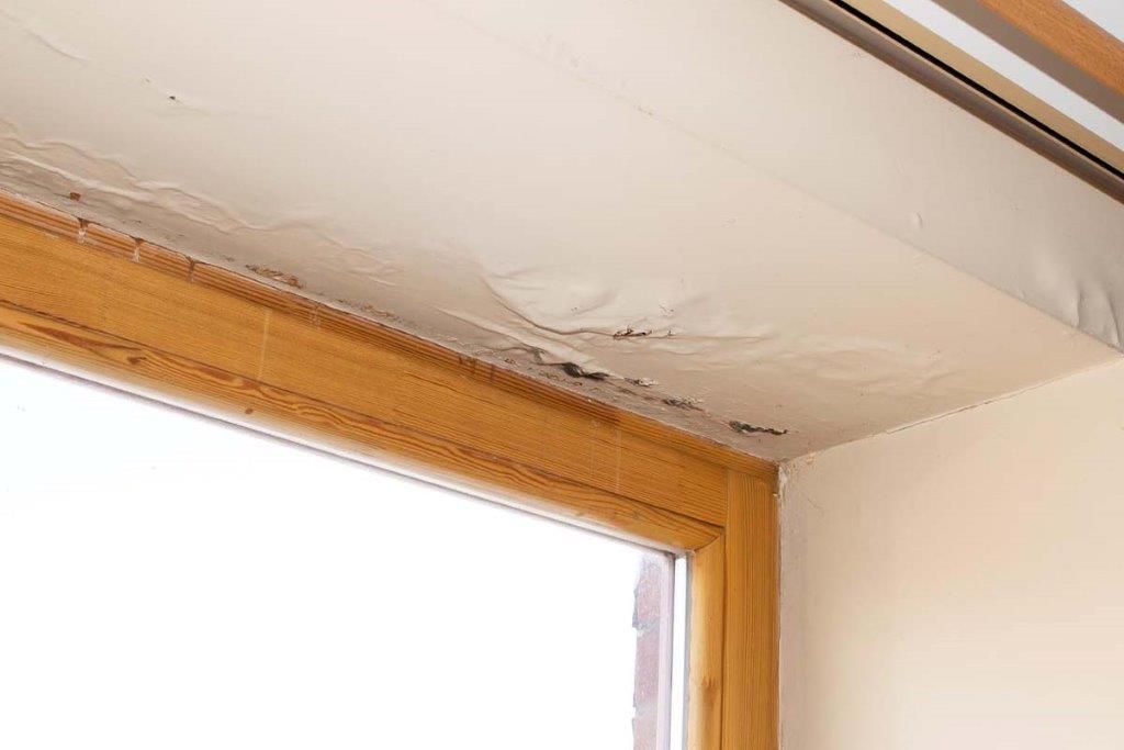 Peinture-Cloque-Fenêtre-Fuite