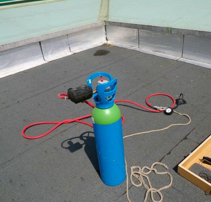 Recherche de fuite par gaz tracteur Recherche de fuite par gaz tracteur